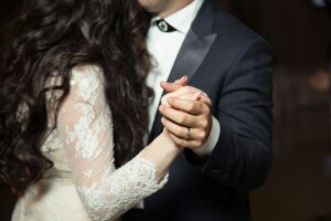 A married couple used to illustrate the article (Photo by Alvin Mahmudov on Unsplash)